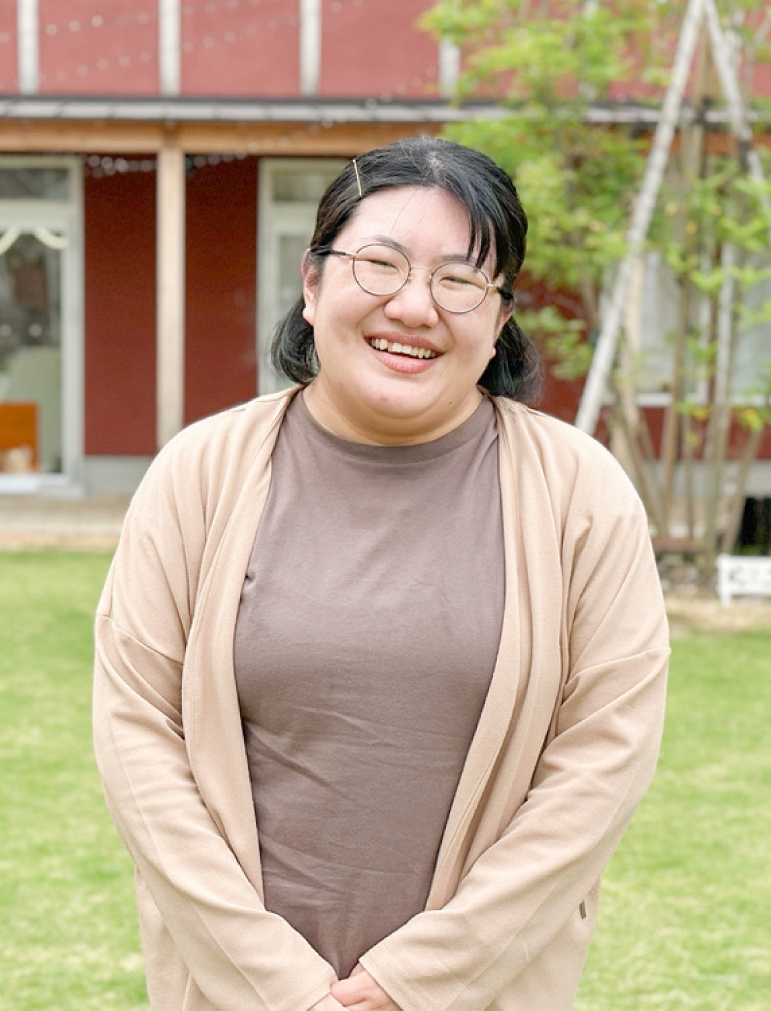 松石 なるみの写真